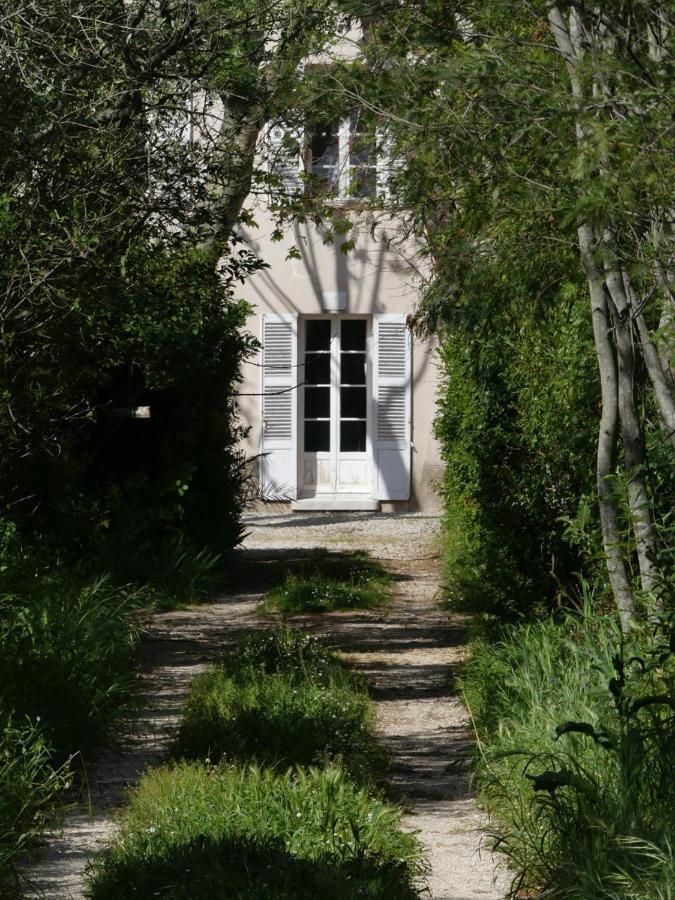 Le Charme D'Une Vieille Bastide Provencale Sollies Pont Exterior photo